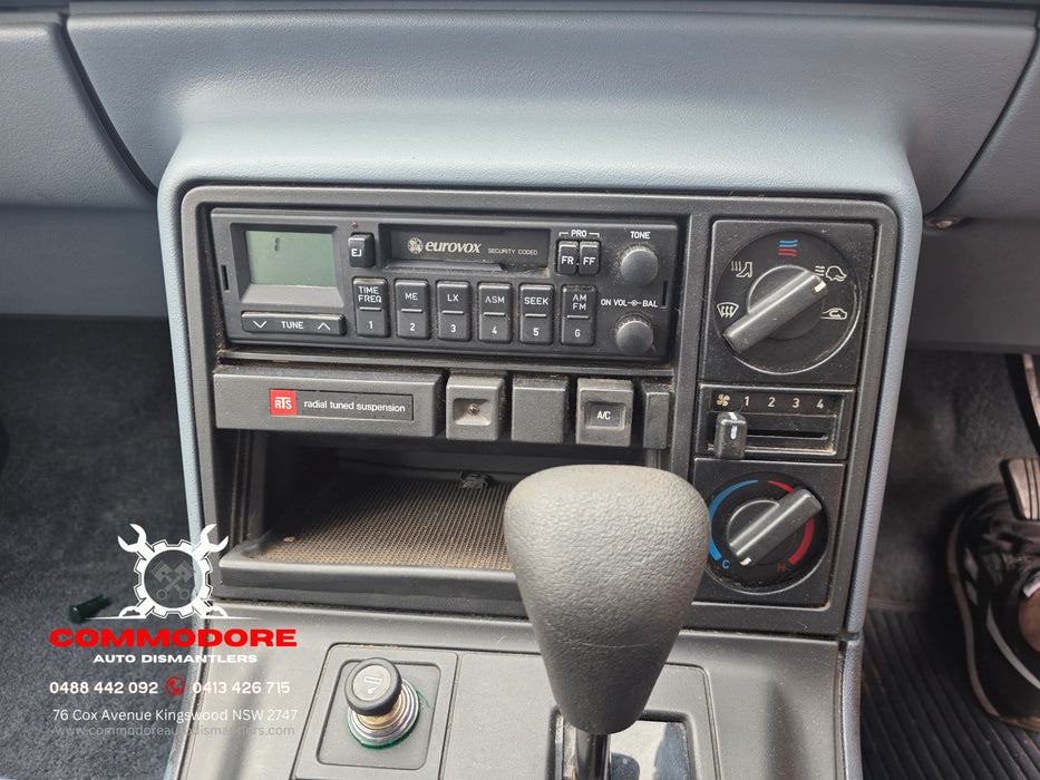 A308 - VP Holden Commodore Sedan V6, Auto 282,XXXkms Paint Code #2B704 Sapphire Blue
