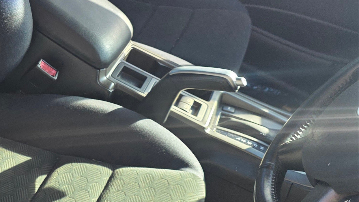 A304 - VZ Holden Commodore SEDAN - Handbrake Lever GENUINE