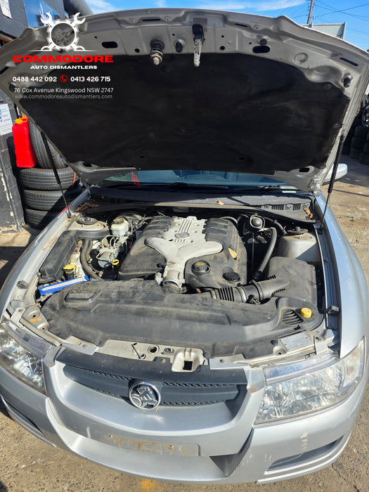 A304 - VZ Holden Commodore SEDAN - Fuse Box Cover