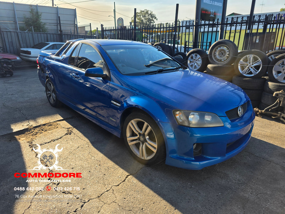 VE - Holden Commodore - Cluster Surround / Black
