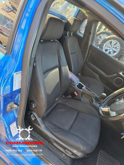 A310 - VE Holden Commodore UTE SV6, Manual 257,XXXkms Paint Code #608R Voodoo Blue