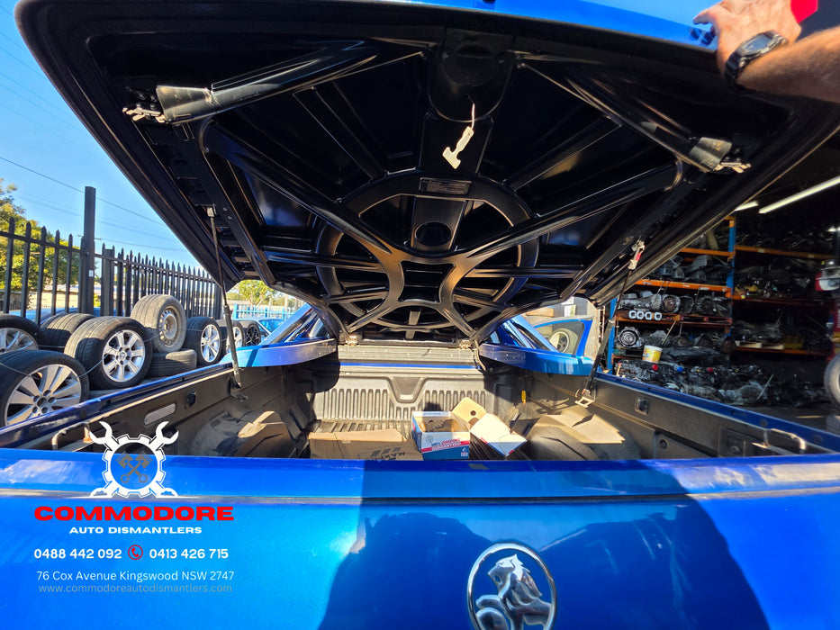 A310 - VE Holden Commodore UTE SV6, Manual 257,XXXkms Paint Code #608R Voodoo Blue