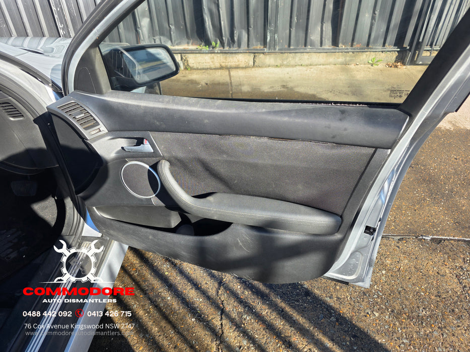 A311 - VE SV6 Holden Commodore Sedan Series I , Auto 214,XXXkms Paint Code #636R Nitrate Silver
