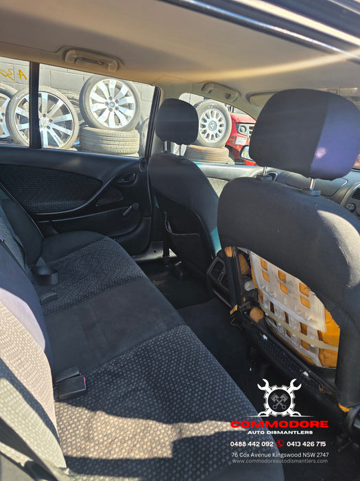 A309 - VZ Holden Commodore Executive Wagon V6, Auto 210,932kms Paint Code #679f Herron White