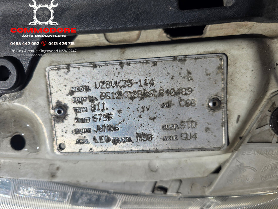 A309 - VZ Holden Commodore Executive Wagon V6, Auto 210,932kms Paint Code #679f Herron White
