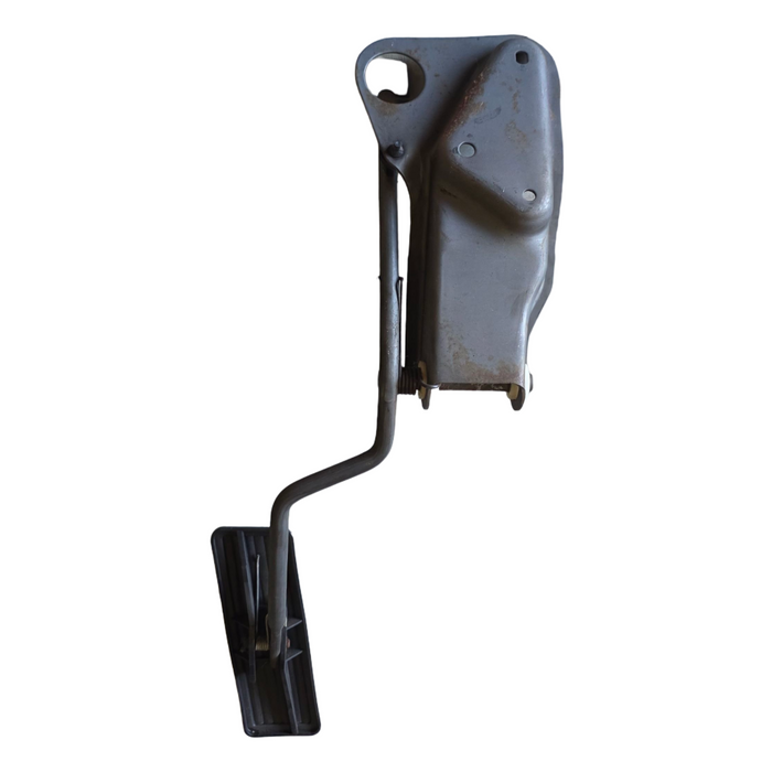 A314 - VS Holden Berlina - Accelerator Pedal V6 AUTO - GENUINE