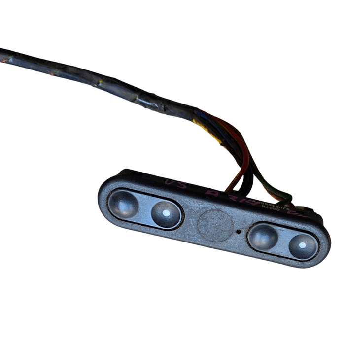A314 - VS Holden Berlina - Passenger's Side Power Window Switch - Long Loom