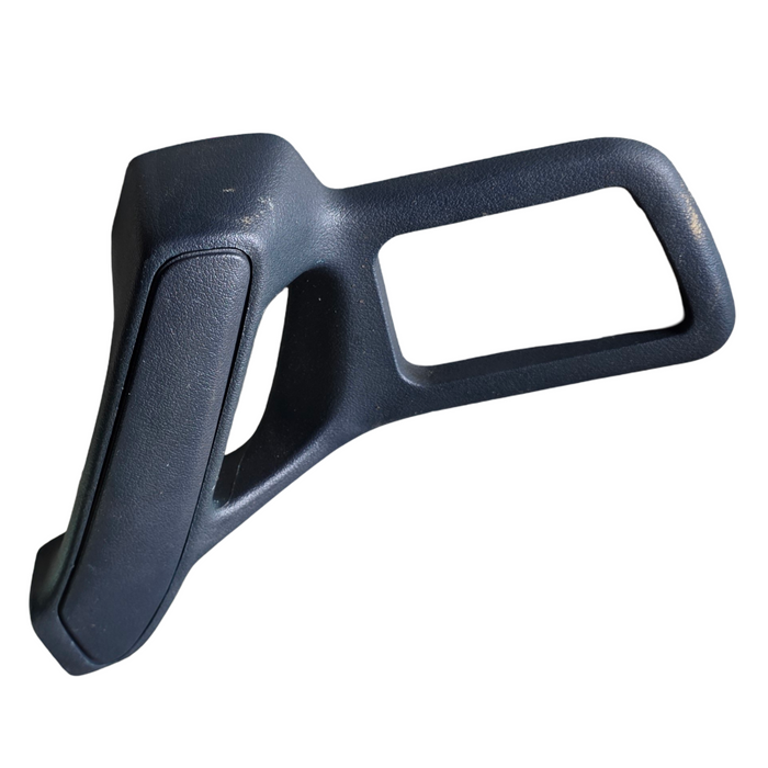 A314 - VS Holden Berlina - Door Pull Handle Passenger's Front - TRIM #25I
