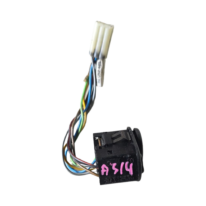 A314 - VS Holden Berlina - Power Mirror Switch GENUINE - TRIM #25i