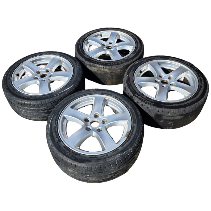 A314 - VX SS Holden Commodore - Wheels/Tyres 17" (SET OF 4) 235/45 R17