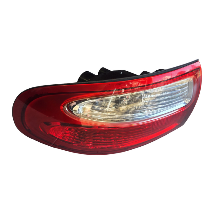 A238 - VX SII Holden Commodore Executive SEDAN - Taillight Passenger's Side GENUINE