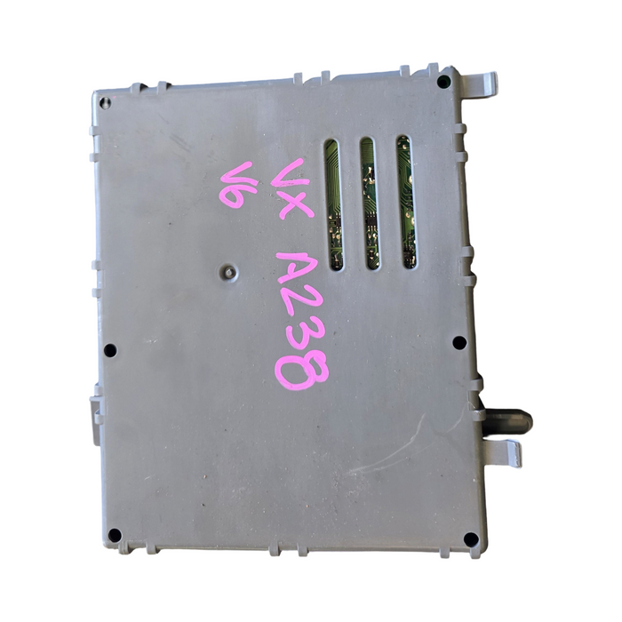 A238 - VX SII Holden Commodore - Computer set (BCM)  P/N: 015 LOW / (ECU) S/N: 09356445 w/ Fob