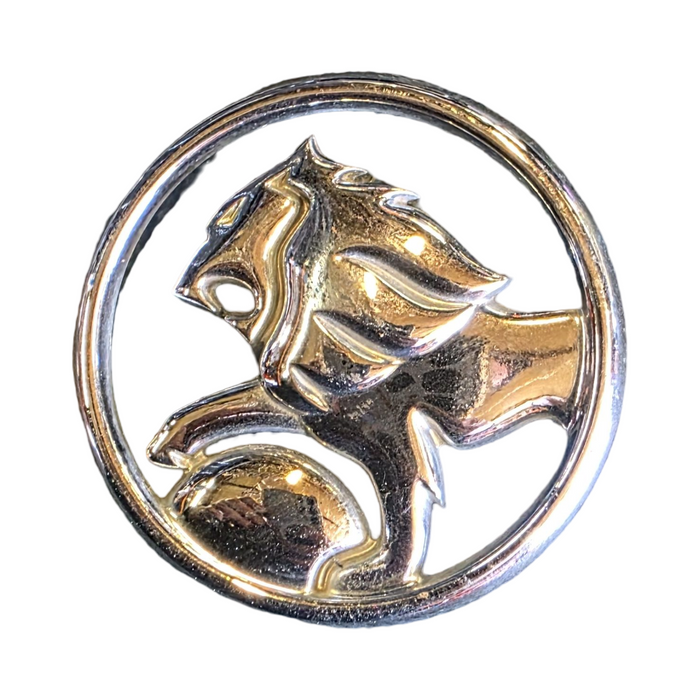 A238 - VX SII Holden Commodore SEDAN - "LION" Bonnet Badge GENUINE - CHROME