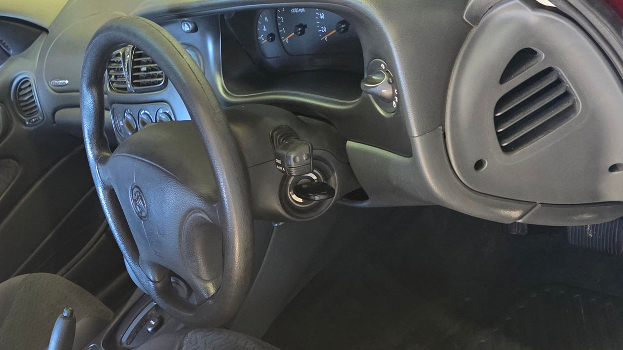 A315 - VT SERIES II Holden Commodore Sedan - Foot Rest