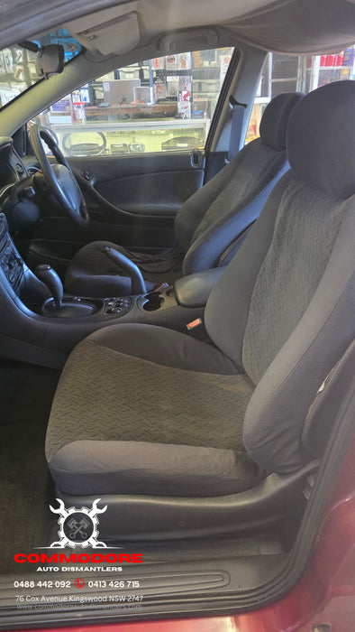 A315 - VT SERIES II Holden Commodore Sedan - Centre Console w/ Rear Vents & Pocket