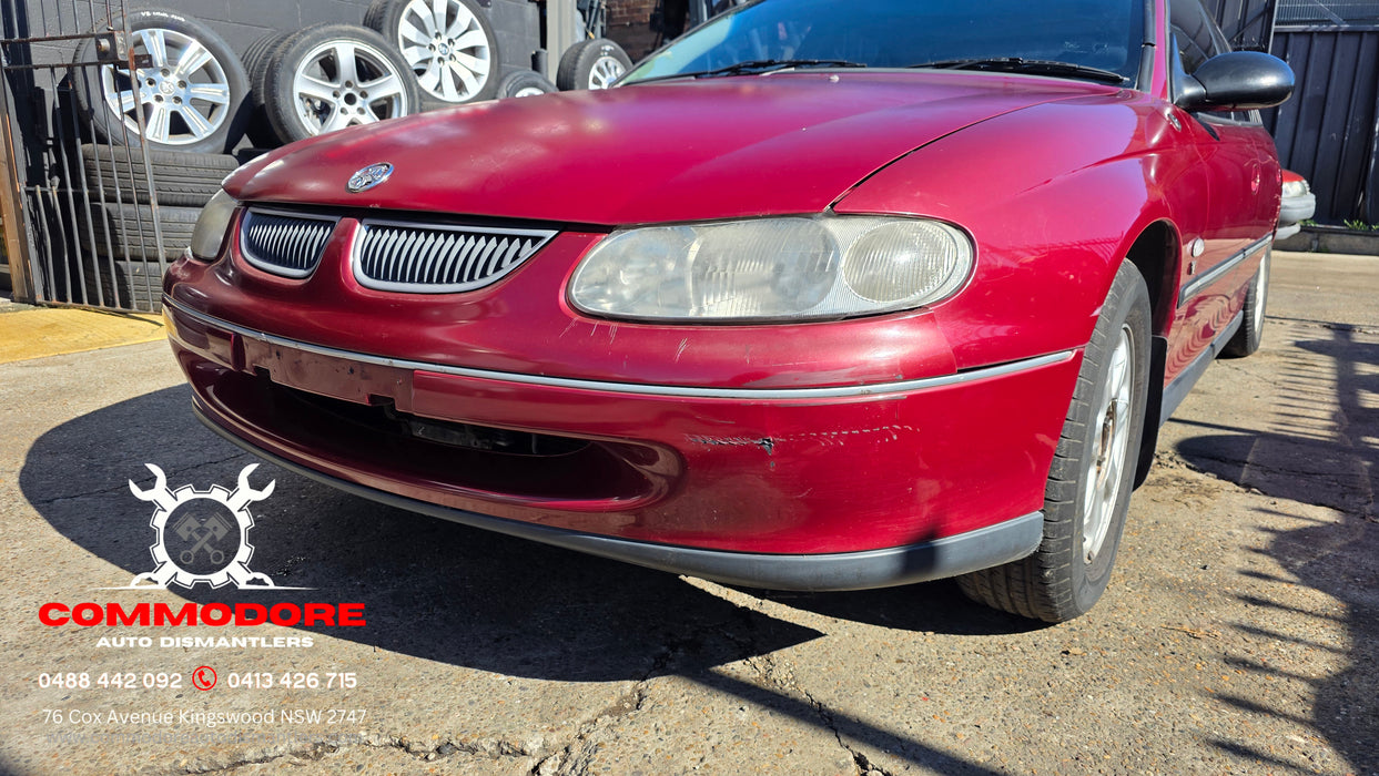 VT / VX Holden Commodore - Power Steer Reservoir Bracket