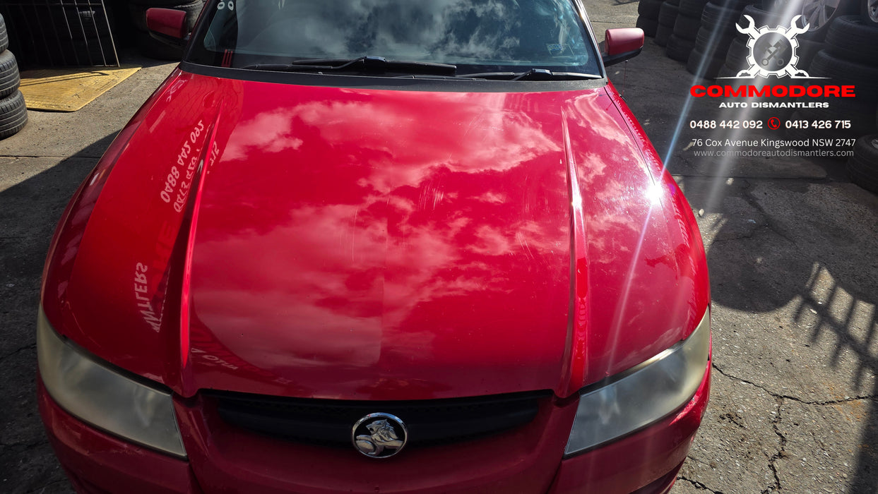 A316 - VZ Holden Commodore Sedan, Auto 512,XXXkms Paint Code #687F Sting Red