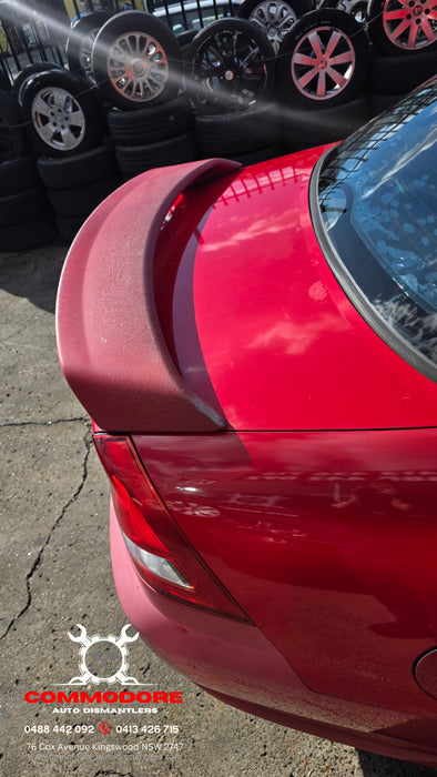 A316 - VZ Holden Commodore Sedan, Auto 512,XXXkms Paint Code #687F Sting Red