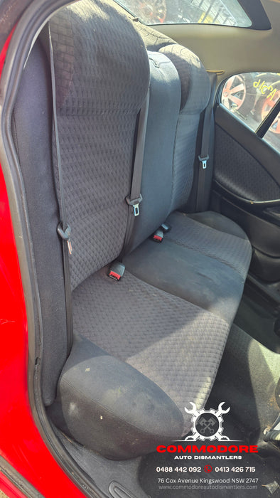 A316 - VZ Holden Commodore Sedan, Auto 512,XXXkms Paint Code #687F Sting Red