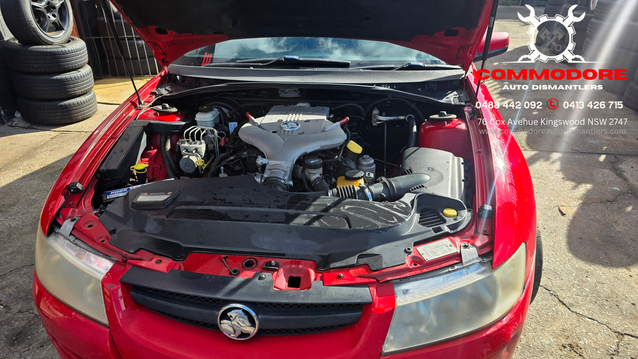 A316 - VZ Holden Commodore Sedan, Auto 512,XXXkms Paint Code #687F Sting Red
