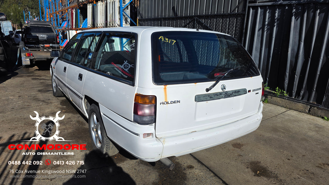 A317 - VS Holden Commodore Wagon Sedan, Auto 71,XXXkms Paint Code #J064 Herron White
