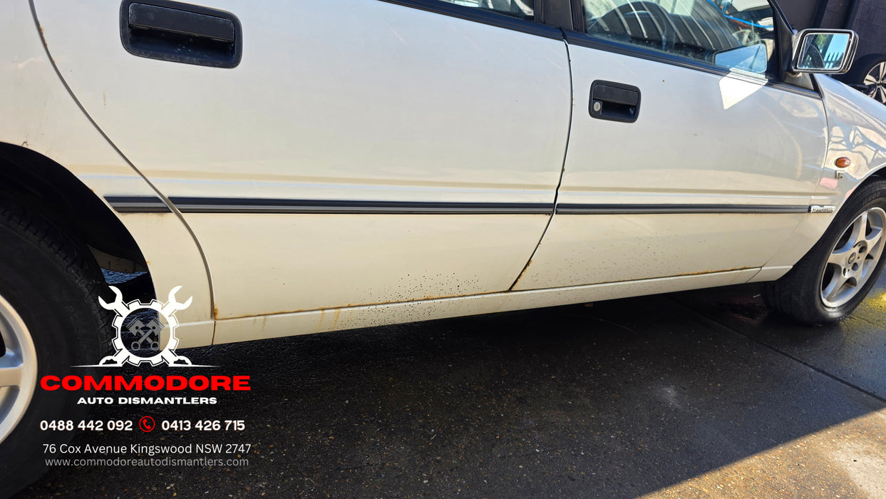 A317 - VS Holden Commodore Wagon Sedan, Auto 71,XXXkms Paint Code #J064 Herron White