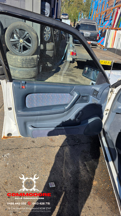 A317 - VS Holden Commodore Wagon Sedan, Auto 71,XXXkms Paint Code #J064 Herron White