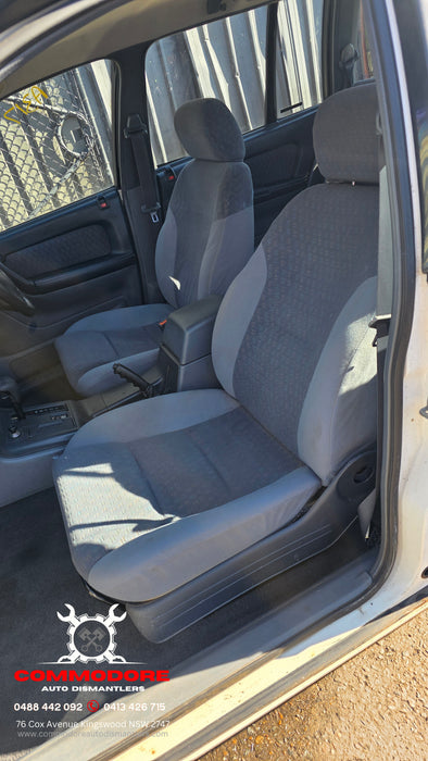 A317 - VS Holden Commodore Wagon Sedan, Auto 71,XXXkms Paint Code #J064 Herron White
