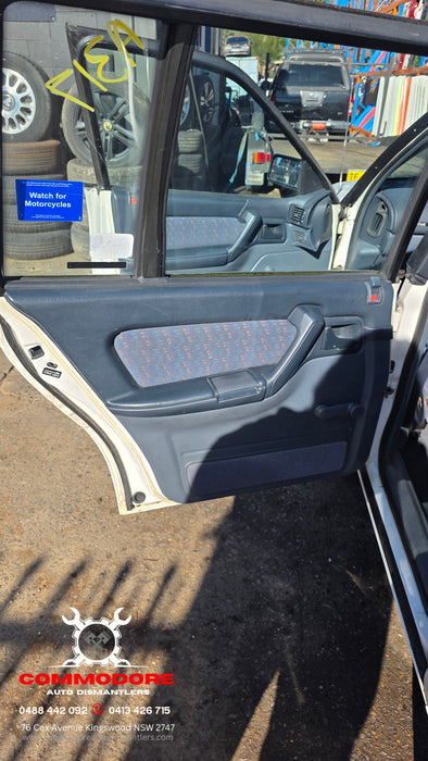 A317 - VS Holden Commodore Wagon Sedan, Auto 71,XXXkms Paint Code #J064 Herron White