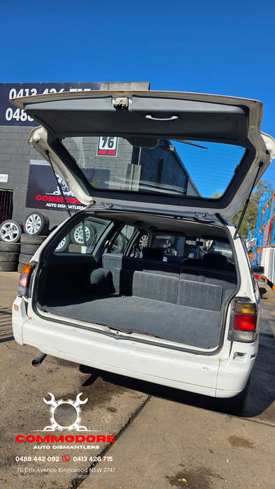 A317 - VS Holden Commodore Wagon Sedan, Auto 71,XXXkms Paint Code #J064 Herron White