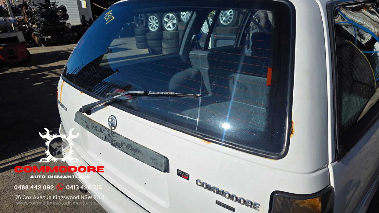 A317 - VS Holden Commodore Wagon Sedan, Auto 71,XXXkms Paint Code #J064 Herron White