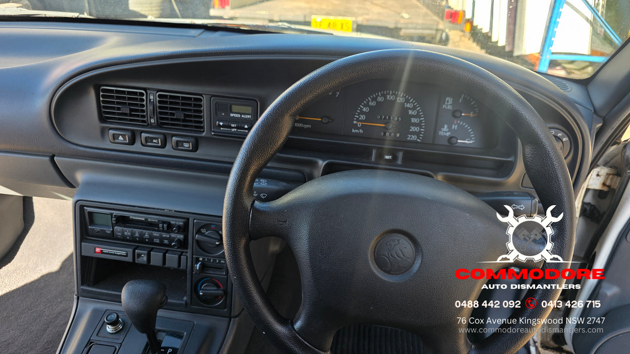 A317 - VS Holden Commodore Wagon Sedan, Auto 71,XXXkms Paint Code #J064 Herron White