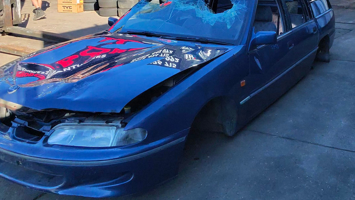 EX001 - VR Holden Commodore Wagon - Front Guard Passenger's Side - BLUE