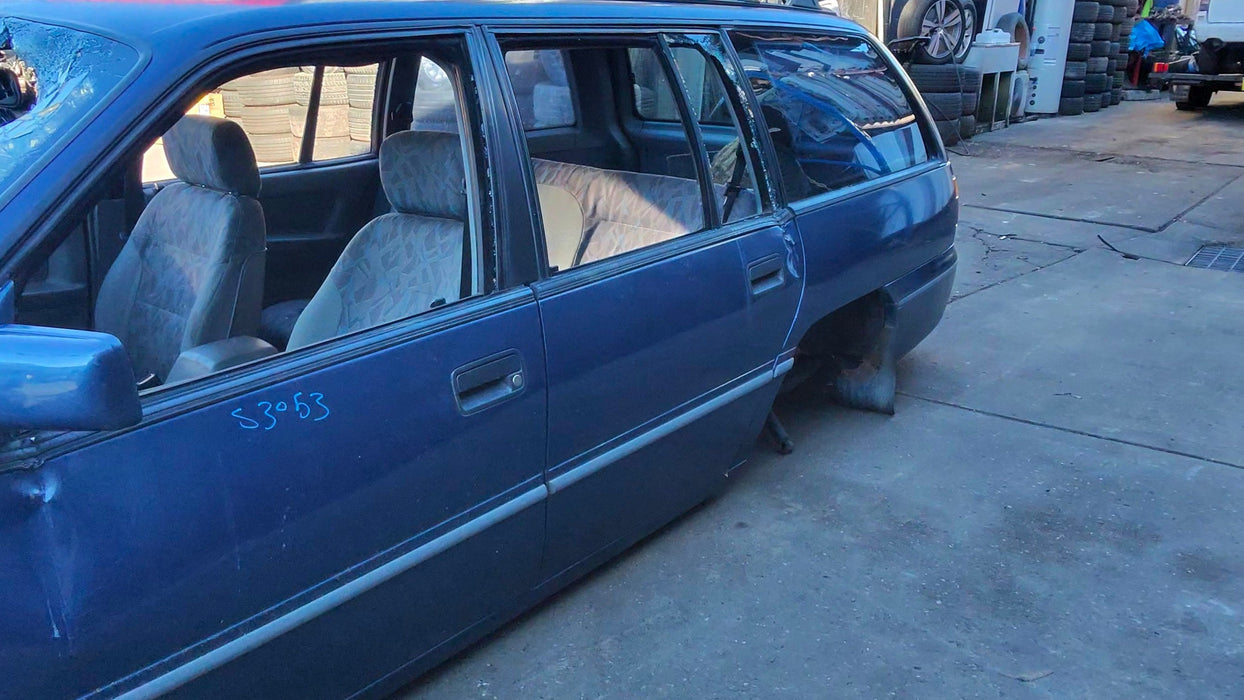 EX001 - VR Holden Commodore Wagon - Passenger's Front Door Rubber  - GENUINE