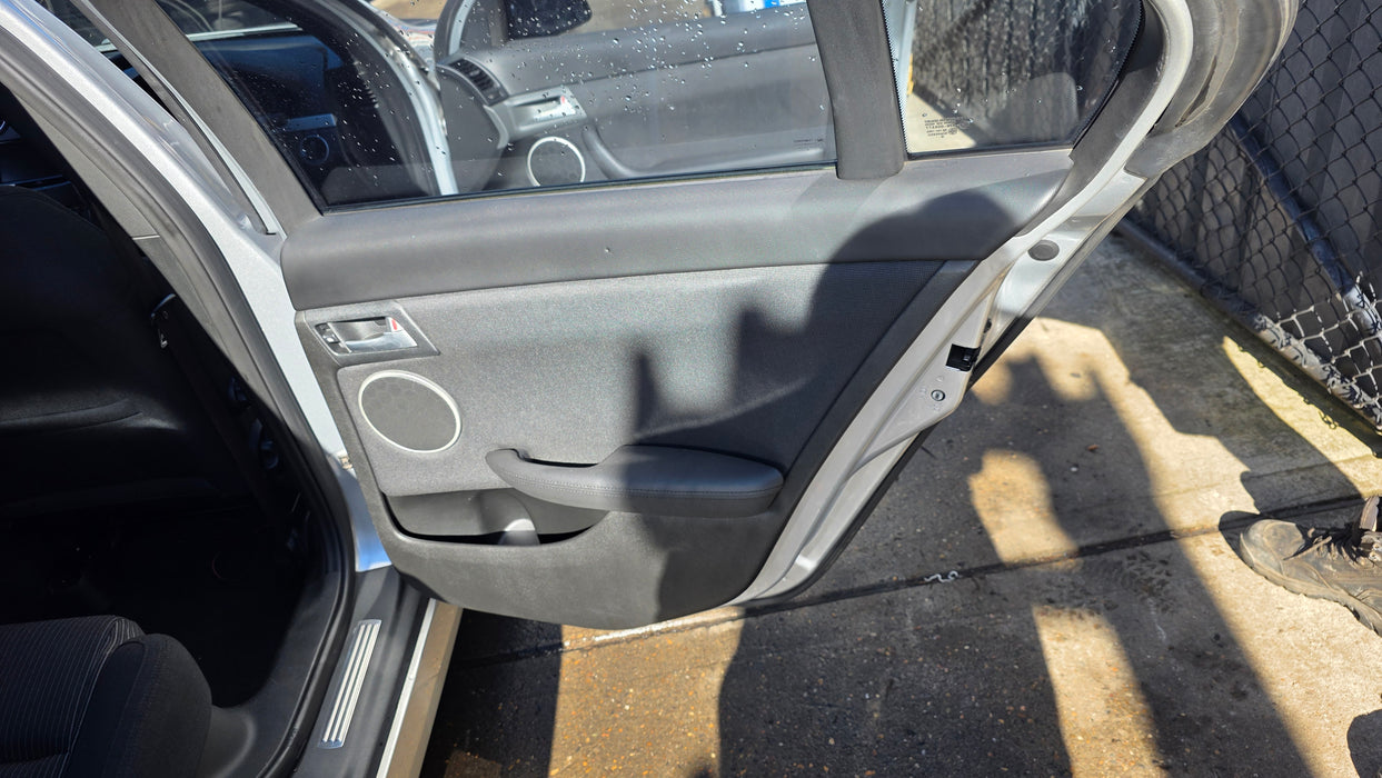 A318 - VE Holden Commodore Sedan, Auto 244,XXXkms Paint Code #636R Nitrate Silver