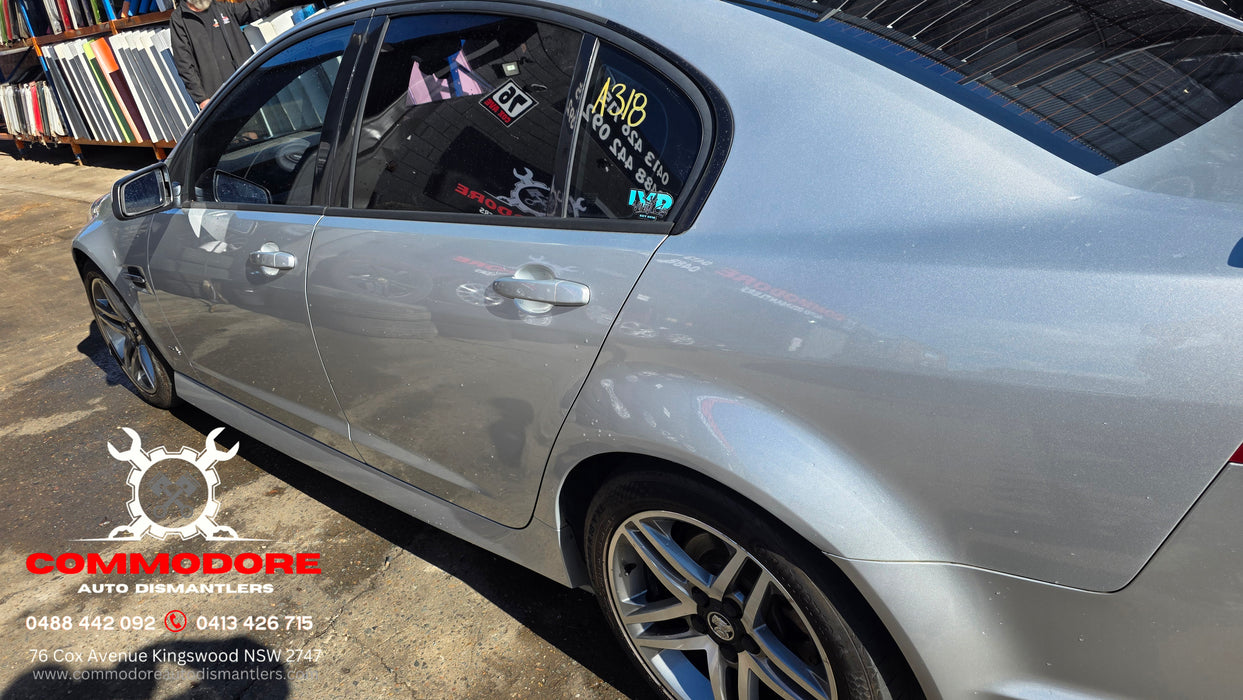 A318 - VE Holden Commodore Sedan, Auto 244,XXXkms Paint Code #636R Nitrate Silver