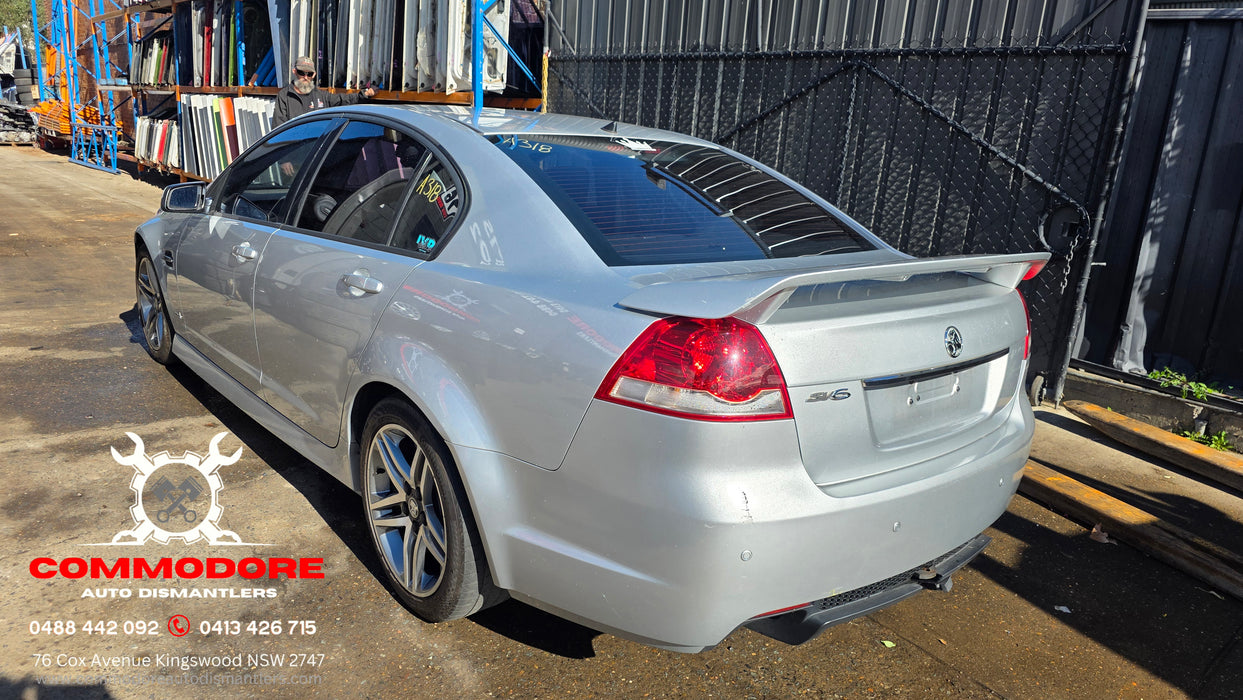 A318 - VE Holden Commodore Sedan, Auto 244,XXXkms Paint Code #636R Nitrate Silver