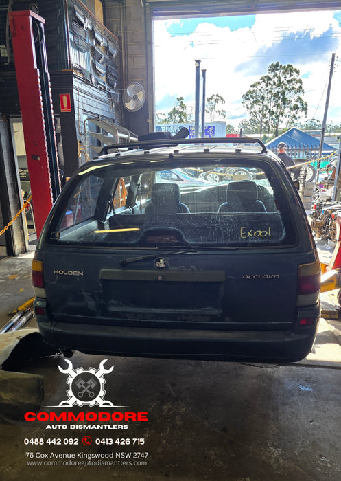 EX001 - VR Holden Commodore Wagon - Driver's Side Taillight Loom