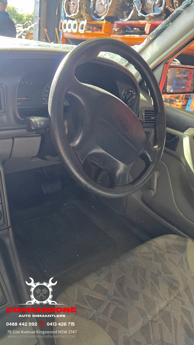 EX001 - VR Holden Commodore Wagon - Accelerator Pedal V6 AUTO