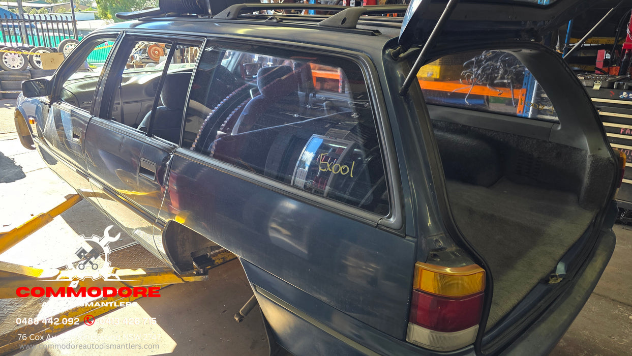EX001 - VR Holden Commodore Wagon - PASSENGER SIDE Internal C-Pillar Trim 15i