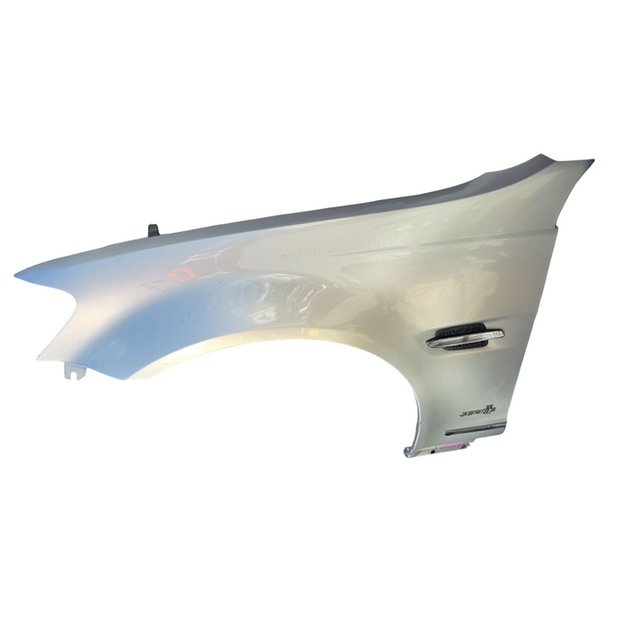 Da2015 - VE Holden Calais with Series II Badge - Passenger Front Guard -Silvery Pearl Colour