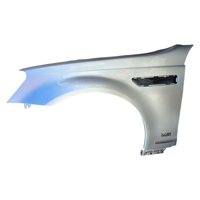 Da2017 - WM/WN Holden Statesman / Caprice- Passenger Front Guard with chrome trim - Nitrate Silver #636R