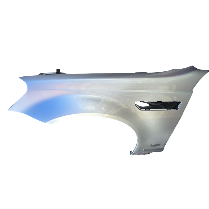 Da2017 - WM/WN Holden Statesman / Caprice- Passenger Front Guard with chrome trim - Nitrate Silver #636R