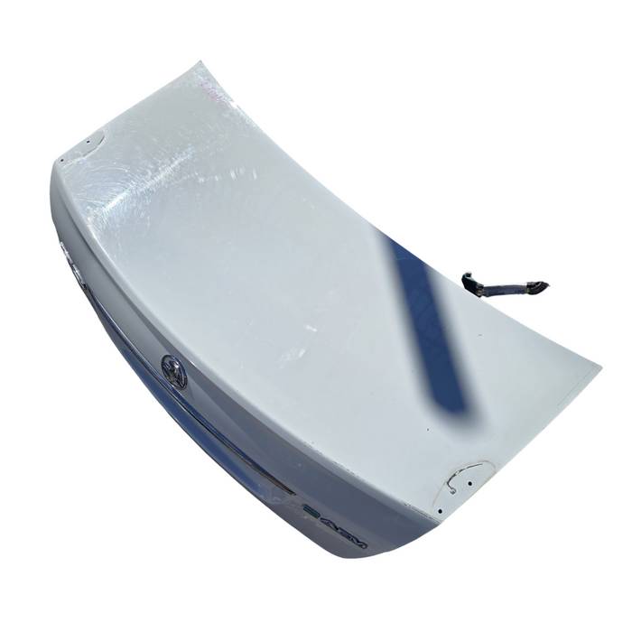 Da2020 - VE Holden Commodore -  Bootlid w/ "SS" Badges & Chrome Trim - Herron White #J073