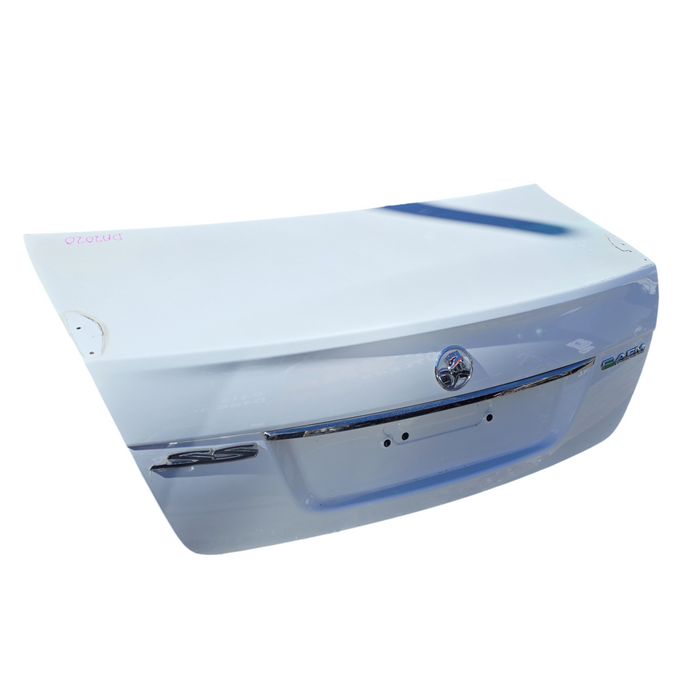 Da2020 - VE Holden Commodore -  Bootlid w/ "SS" Badges & Chrome Trim - Herron White #J073