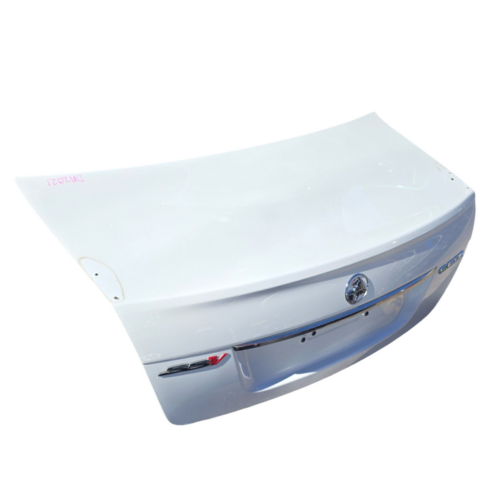 Da2021 - VE Holden Commodore -  Bootlid w/ "SSV" Badges & Chrome Trim - Herron White #J073