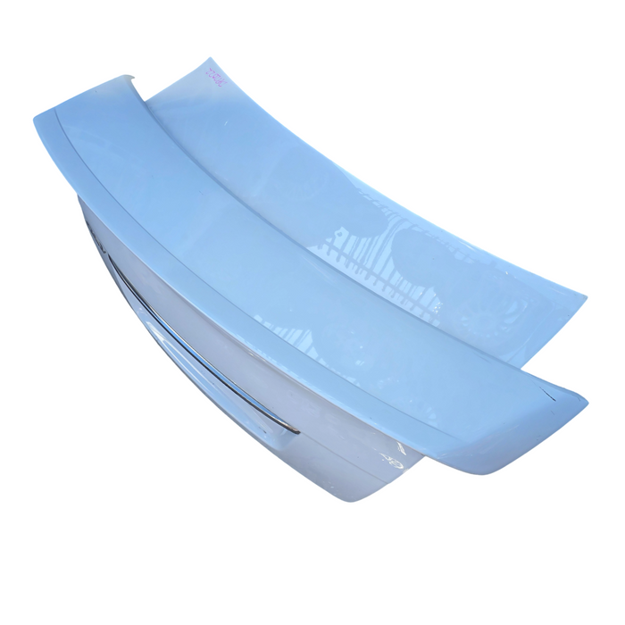 Da2022 - VE Holden Commodore -  Bootlid w/ Wing, "SSV" Badges & Chrome Trim - Herron White #J073