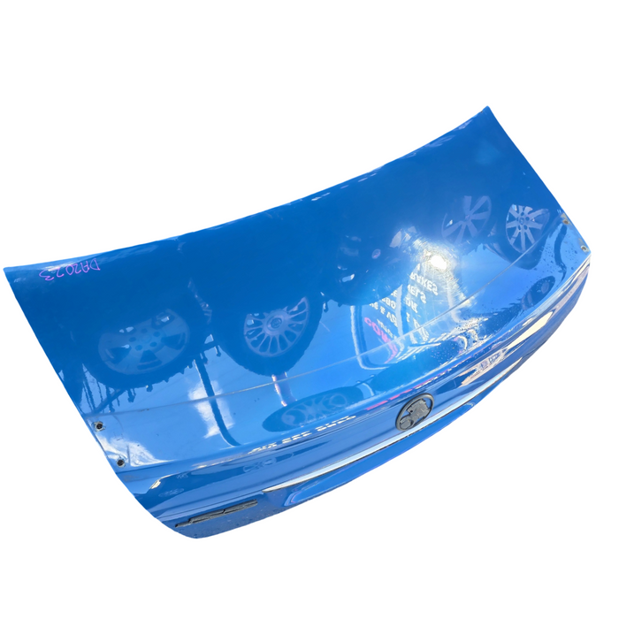 Da2023 - VE Holden Commodore -  Bootlid w/ BLACK "SS" Badges & Chrome Trim - Perfect Blue #636R