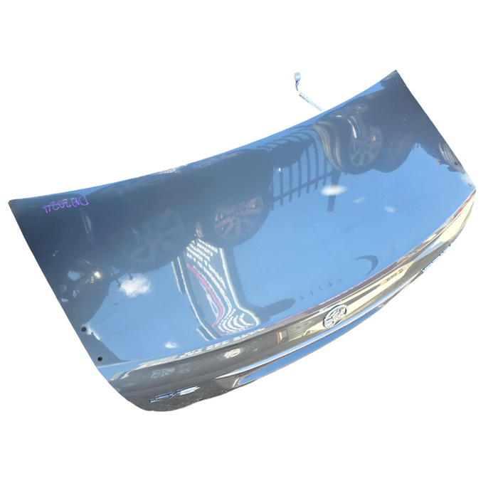 Da2024 - VE SV6 Holden Commodore Sedan -  Bootlid w/ "SV6" Badges & Chrome Trim - Alto Grey #744S