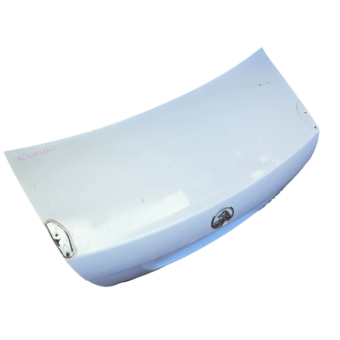 Da2027 - VE Holden Commodore -  Bootlid w/ "SS" Badges - Herron White #J073